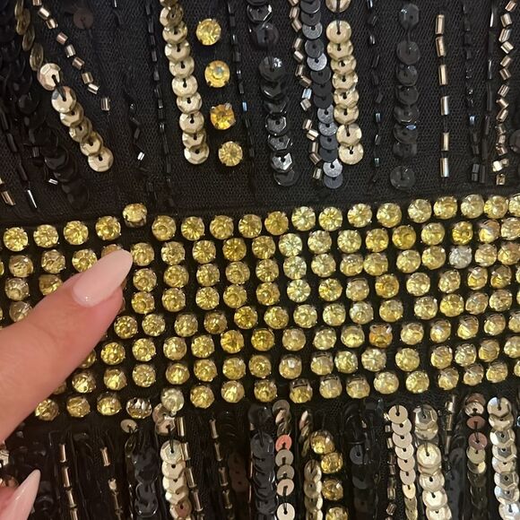 NWT Mac Duggal EMBELLISHED FULL LENGTH LAYERED SLEEVE GOWN Black and Gold 8 - Picture 5 of 12